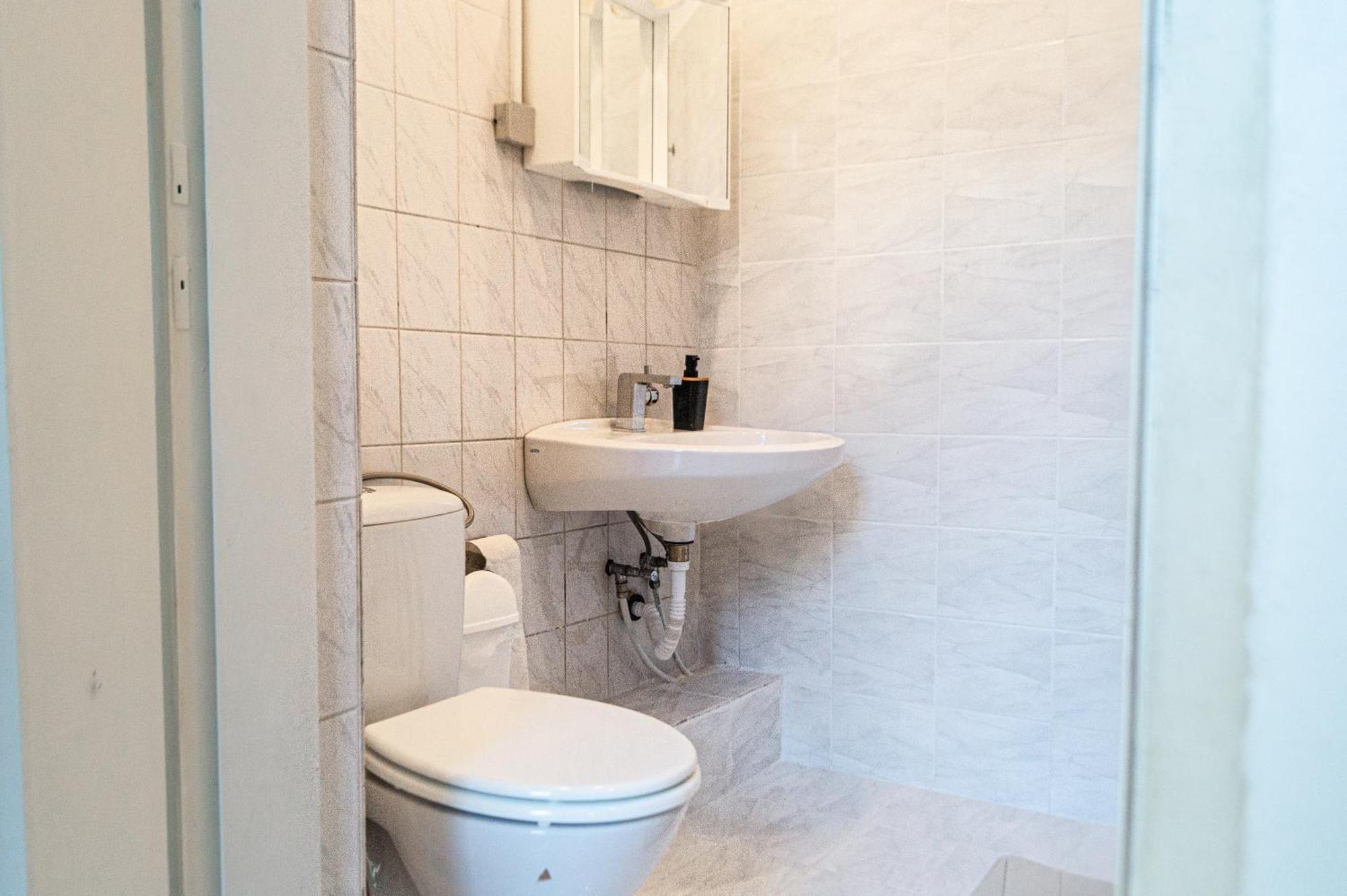 Pleasant 3Br Shared Apartment- Ideal For Longstays فيينا المظهر الخارجي الصورة