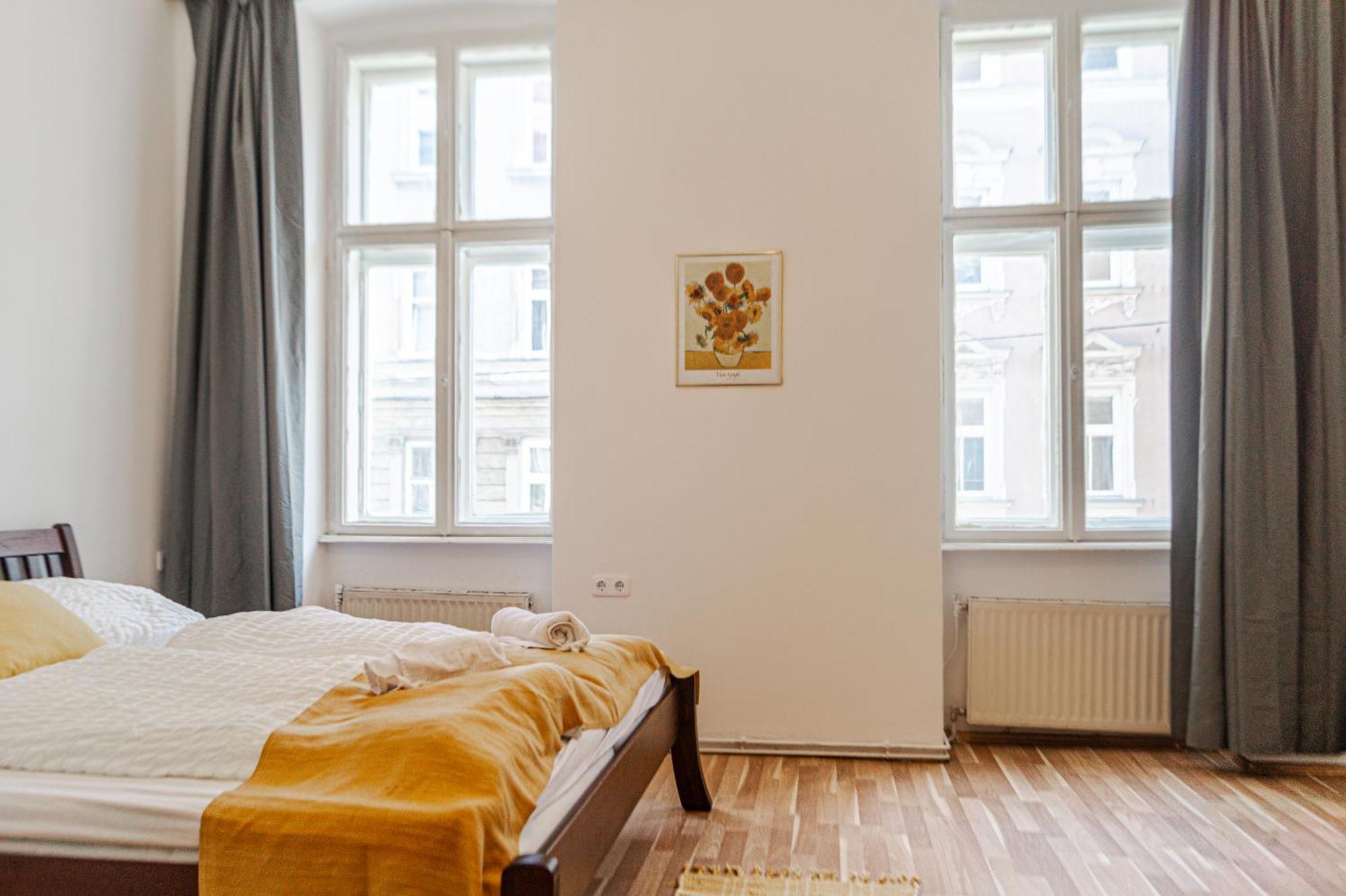Pleasant 3Br Shared Apartment- Ideal For Longstays فيينا المظهر الخارجي الصورة